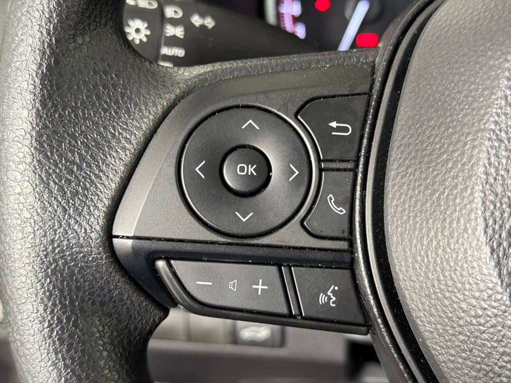 Used 2025 Toyota RAV4 XLE w/ Convenience Package image 26