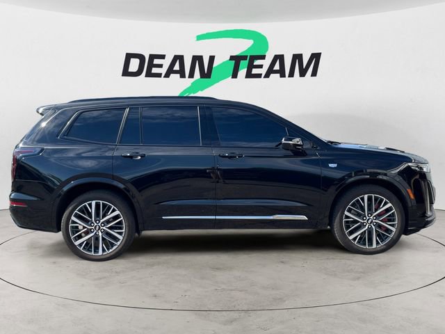 Used 2023 Cadillac XT6 Sport w/ Technology Package image 11