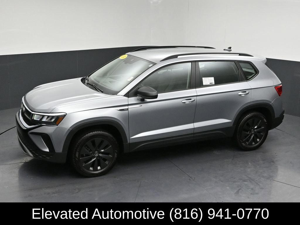 Used 2024 Volkswagen Taos S w/ MDO Package image 24