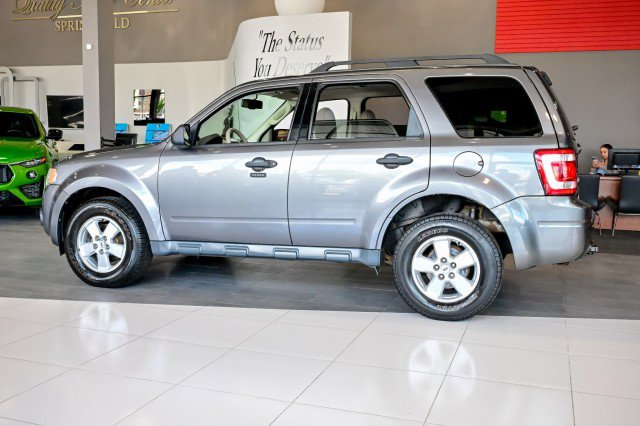 Used 2010 Ford Escape XLT AWD/4WD image 8