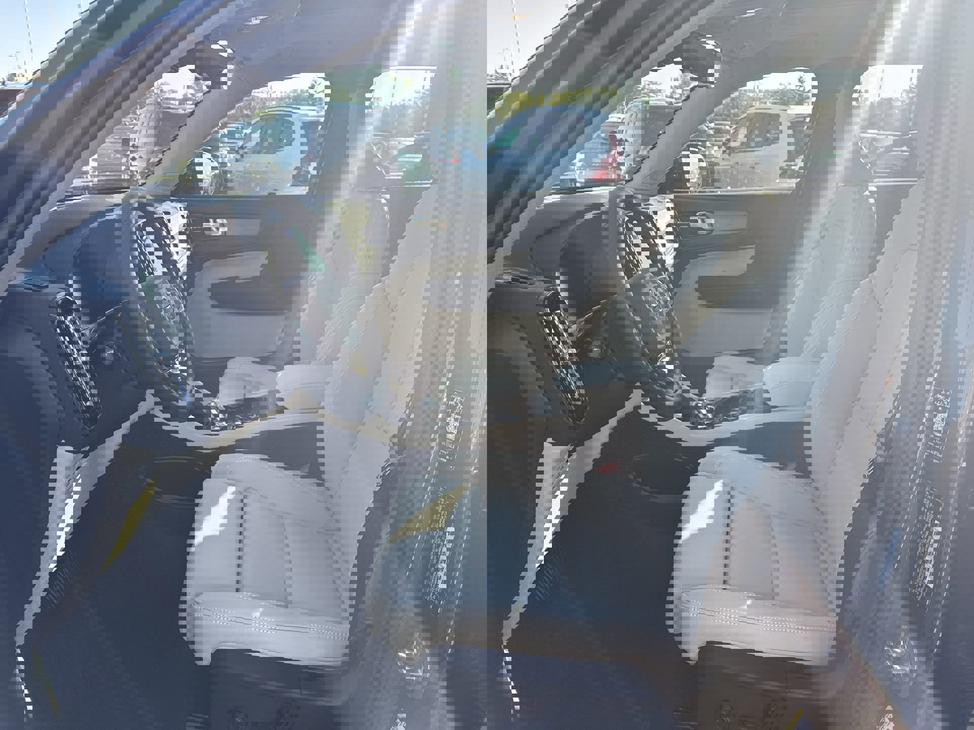 New 2026 Volvo XC40 B5 Ultra w/ Climate Package image 20