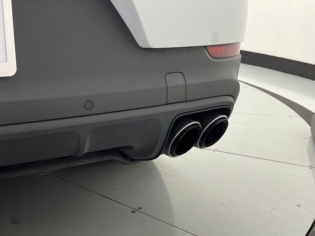 Used 2023 Porsche Cayenne Coupe image 50