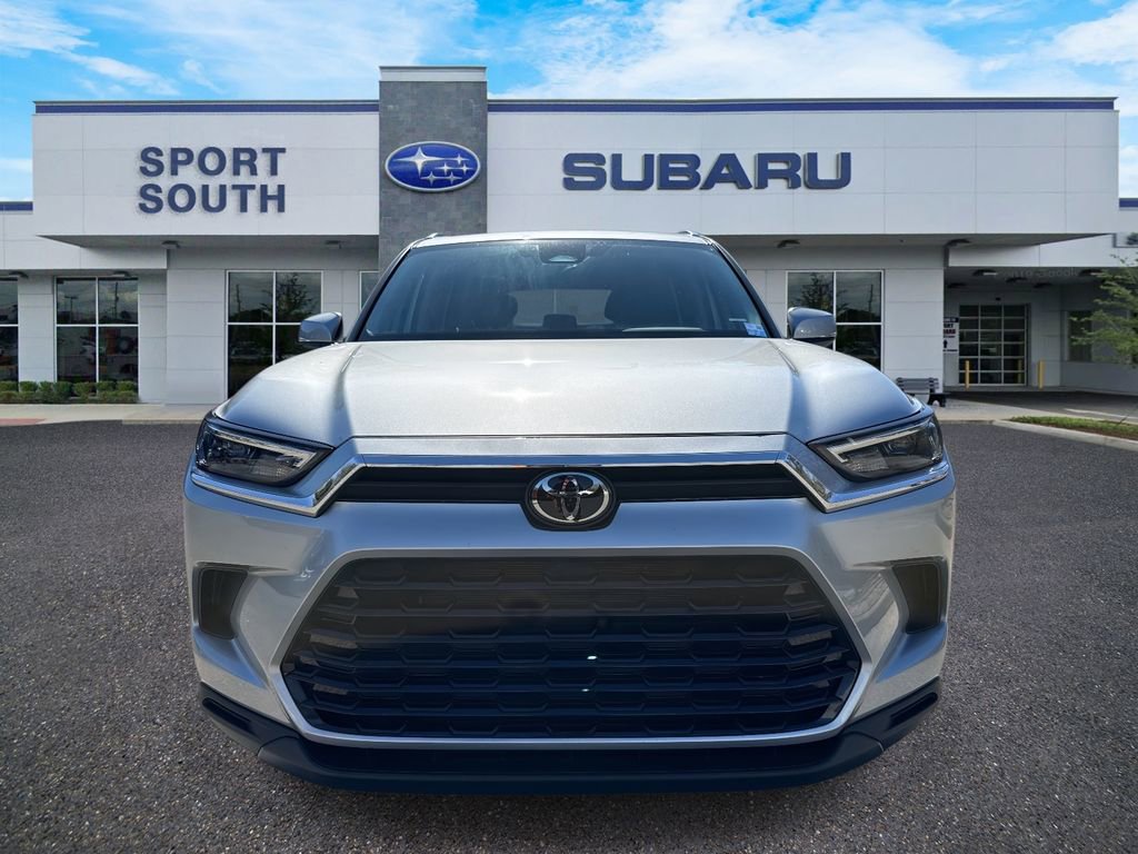 Used 2024 Toyota Grand Highlander XLE image 9