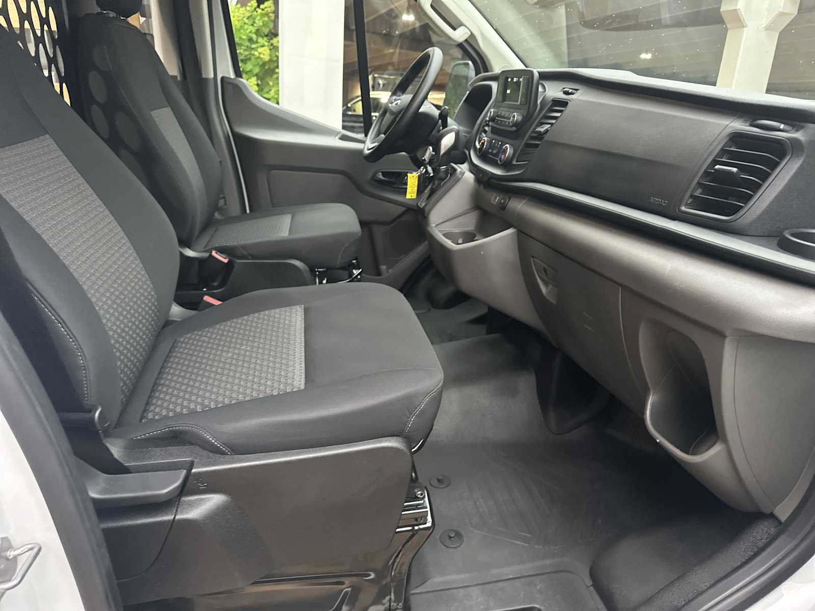 Used 2025 Ford Transit 250 Low Roof w/ Exterior Upgrade Package RWD image 20