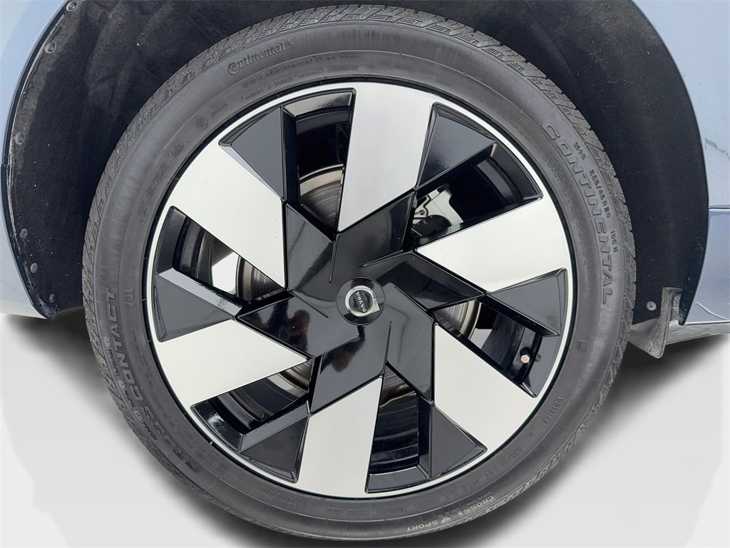 Used 2025 Volvo XC60 T8 Plus w/ Protection Package Premier image 50