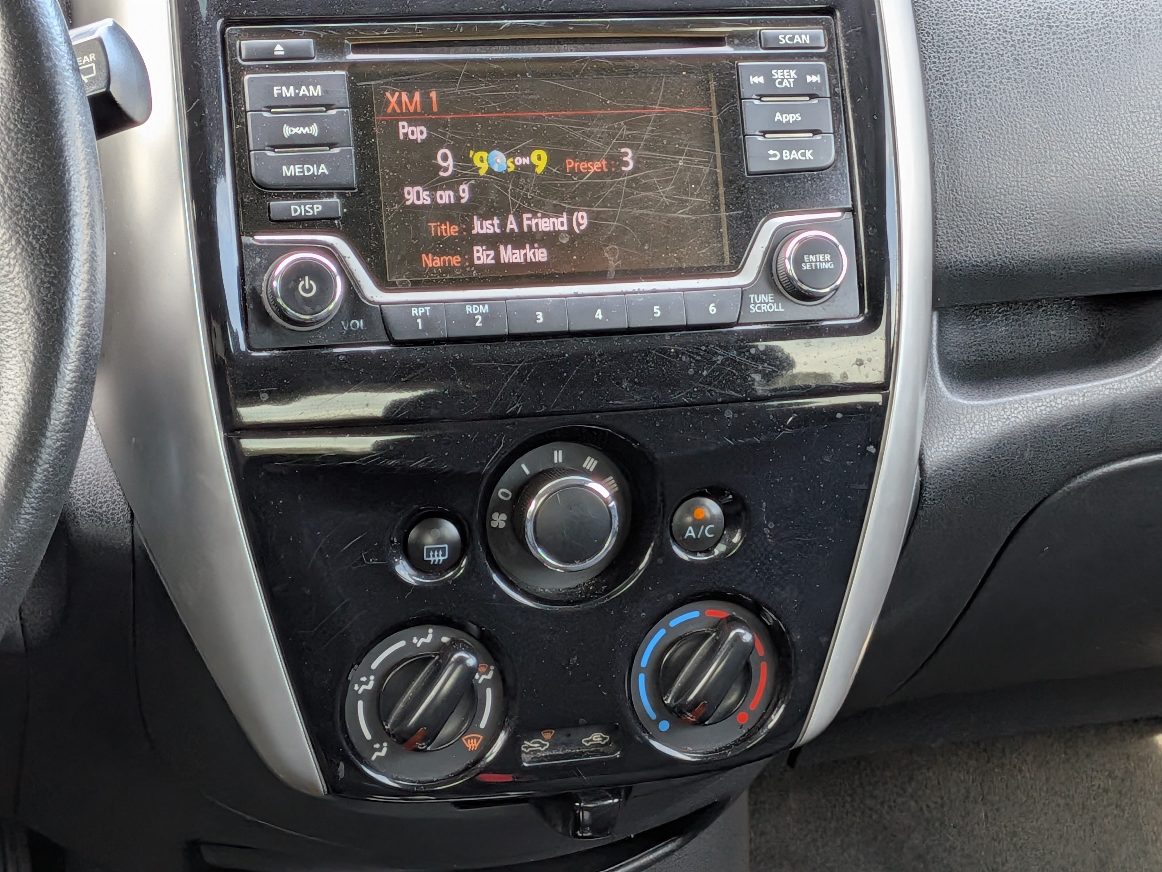 Used 2016 Nissan Versa Note SV w/ Sport Value Package FWD image 18