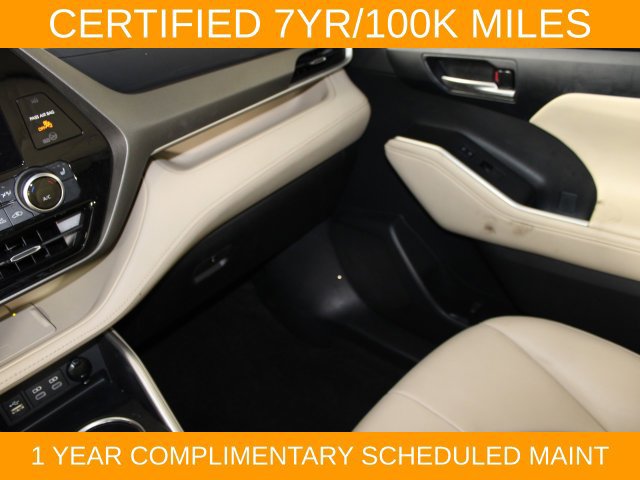 Used 2023 Toyota Highlander XLE FWD image 12