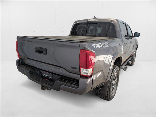 Used 2019 Toyota Tacoma TRD Sport image 5