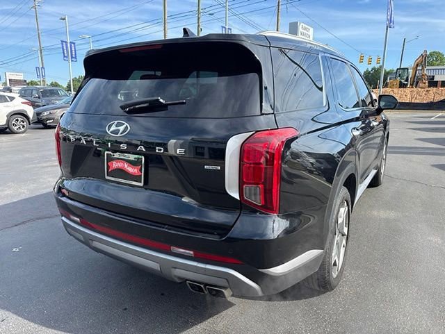 Used 2023 Hyundai Palisade SEL w/ Premium Package AWD/4WD image 4