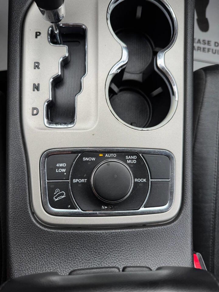 Used 2012 Jeep Grand Cherokee Limited image 37