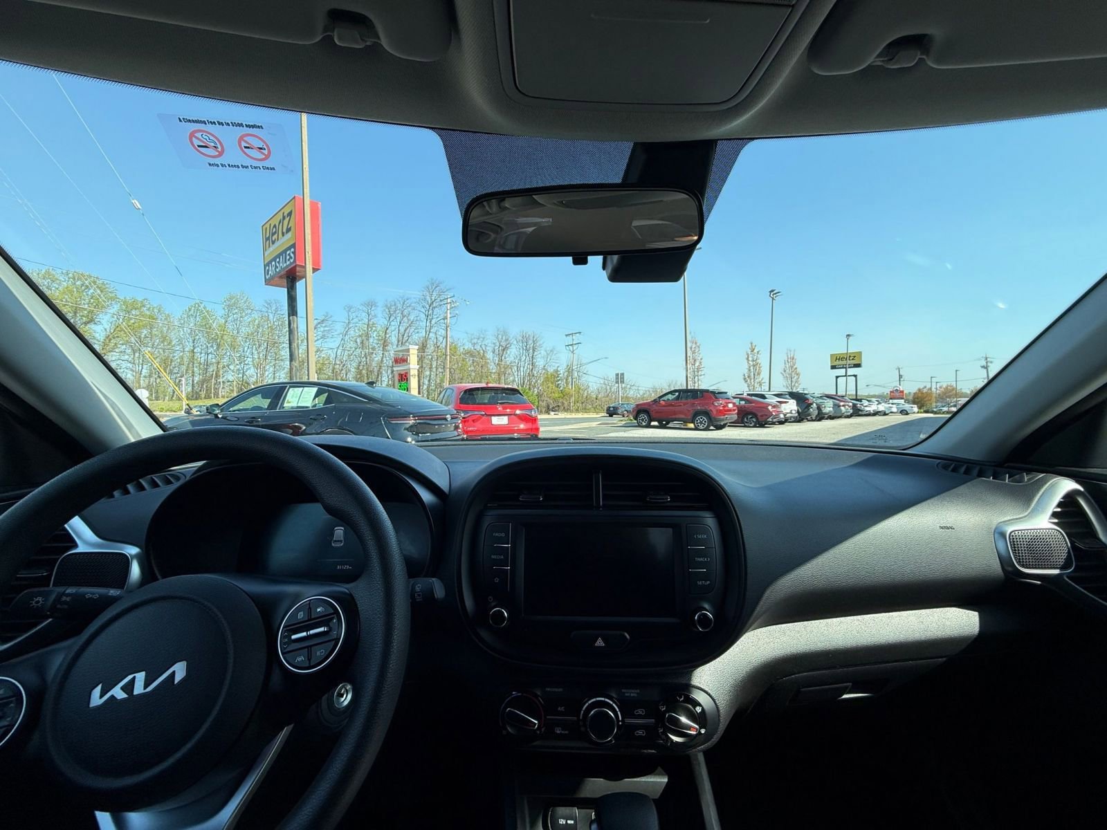 Used 2025 Kia Soul LX w/ LX Technology Package image 17