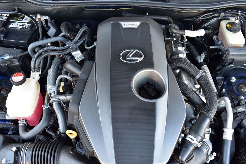 Used 2016 Lexus IS 200t 4dr Sedan w/ F Sport Package image 12