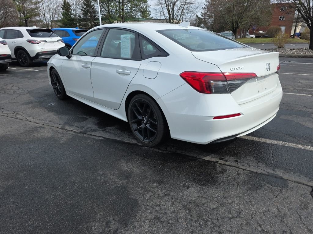 Used 2023 Honda Civic Sport image 5