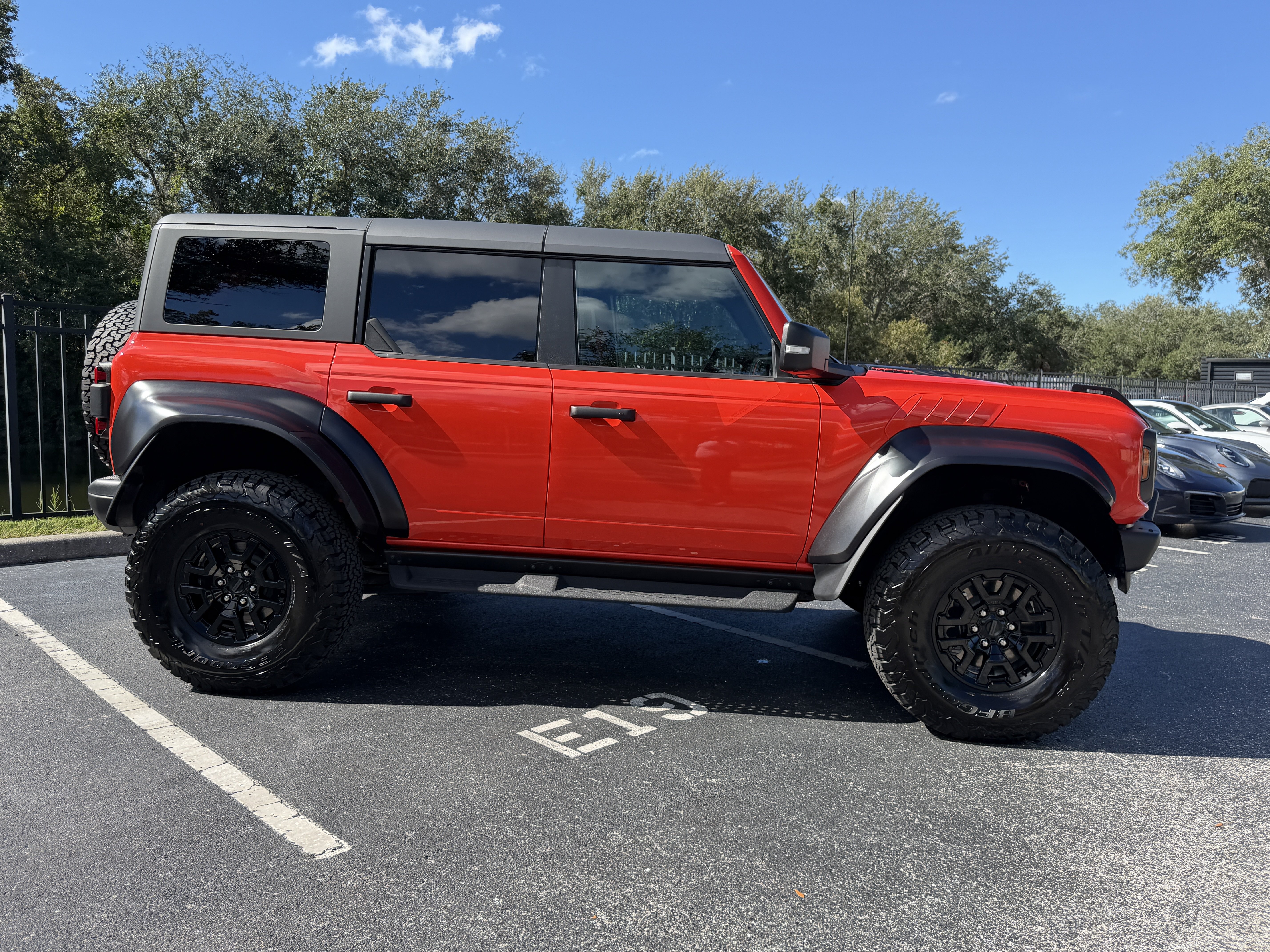 Used 2023 Ford Bronco Raptor AWD/4WD image 7