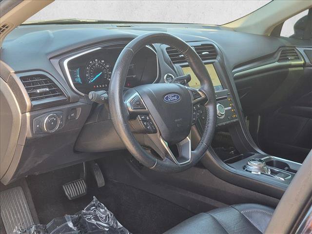 Used 2020 Ford Fusion Titanium AWD/4WD image 25