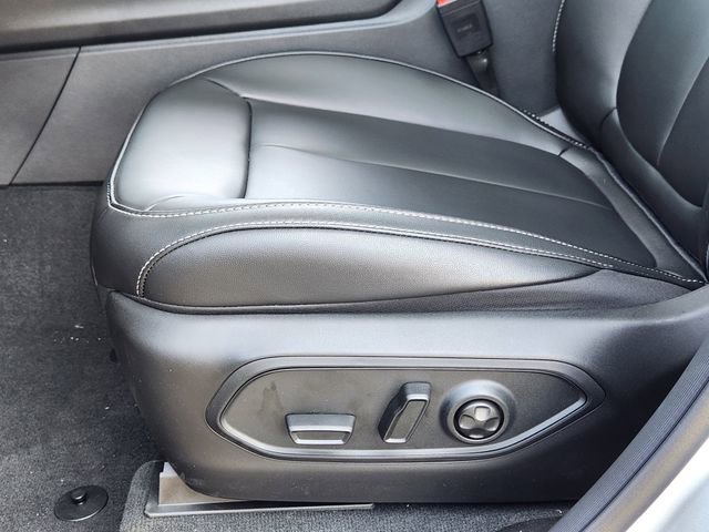 New 2025 Jeep Grand Cherokee Limited w/ Black Appearance Package AWD/4WD image 19