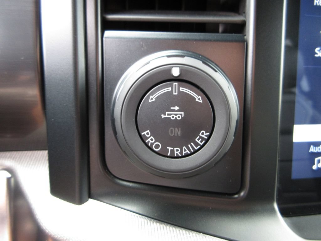 Used 2023 Ford F150 Raptor AWD/4WD image 22
