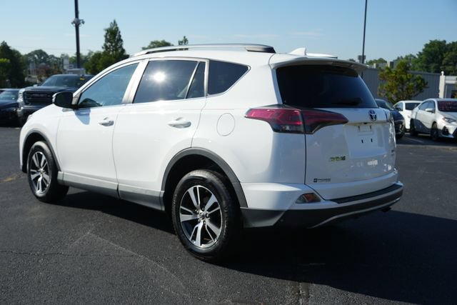 Used 2018 Toyota RAV4 XLE w/ Plus Extra Value Package AWD/4WD image 5