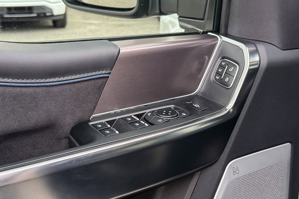 New 2026 Ford F450 Platinum w/ FX4 Off-Road Package image 31