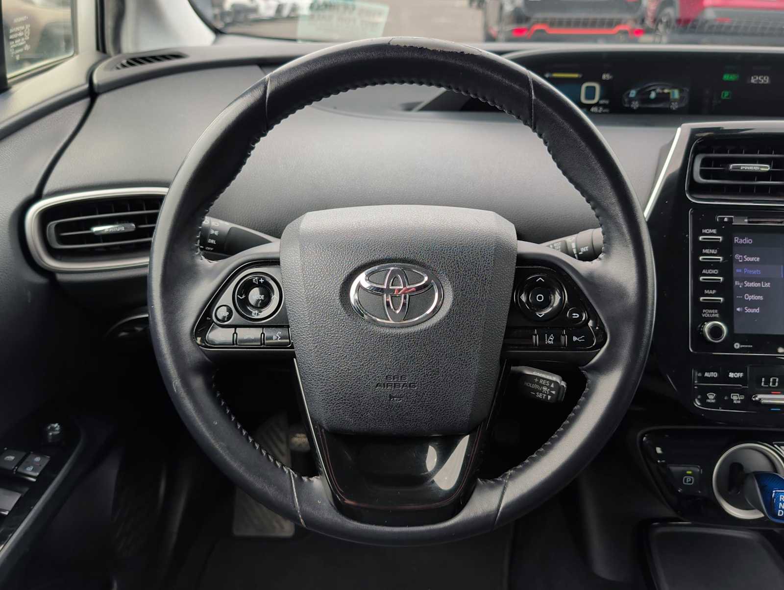 Used 2020 Toyota Prius Prime LE image 11