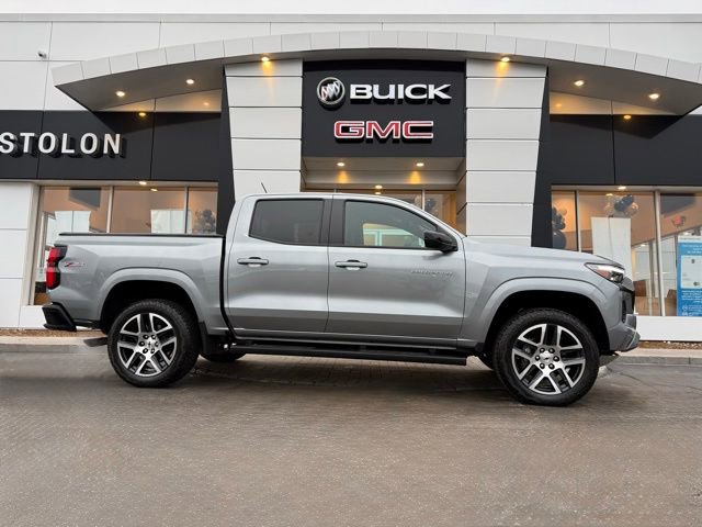 Used 2023 Chevrolet Colorado Z71 w/ Z71 Convenience Package 2
