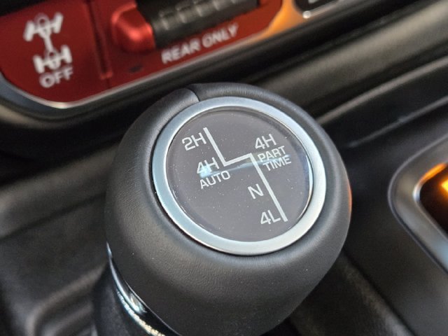 New 2027 Jeep Wrangler Unlimited Rubicon AWD/4WD image 17