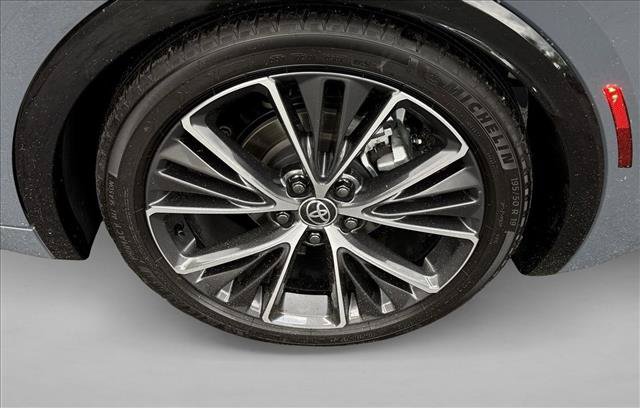 Certified 2025 Toyota Prius Limited AWD/4WD image 9