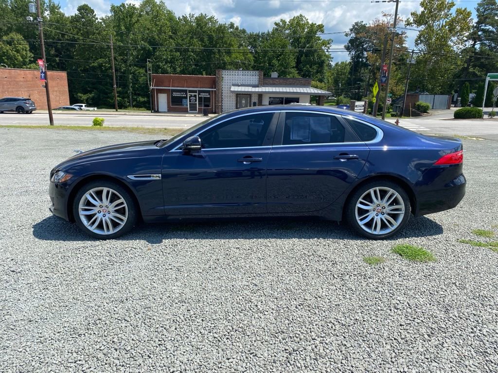 Used 2018 Jaguar XF Prestige image 6