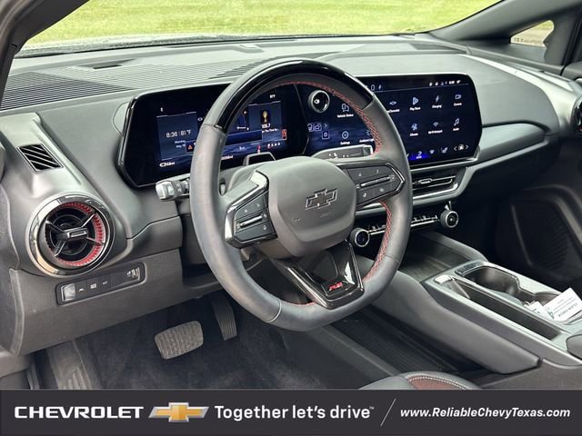 Used 2024 Chevrolet Equinox EV RS FWD image 8