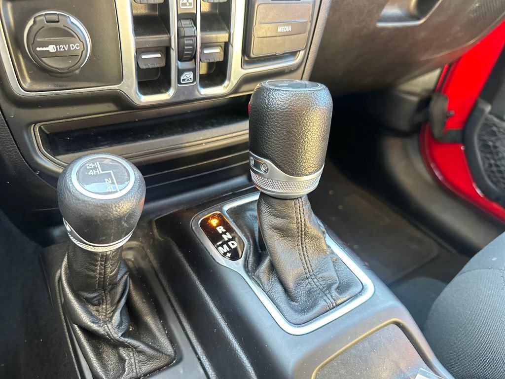 Used 2022 Jeep Wrangler Unlimited Sport image 48