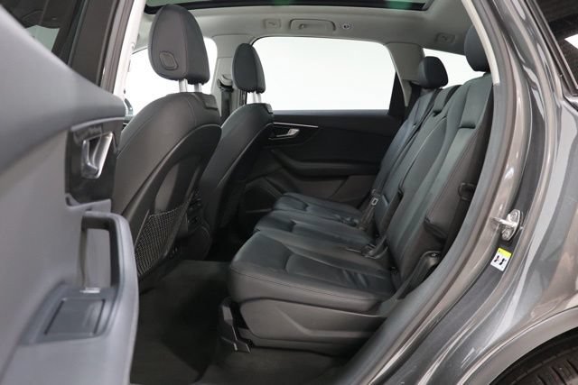 Used 2024 Audi Q7 3.0T Premium Plus AWD/4WD image 30