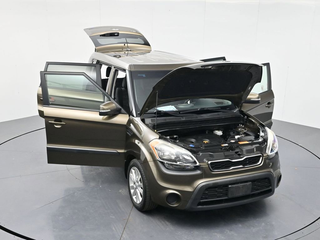 Used 2013 Kia Soul + image 47