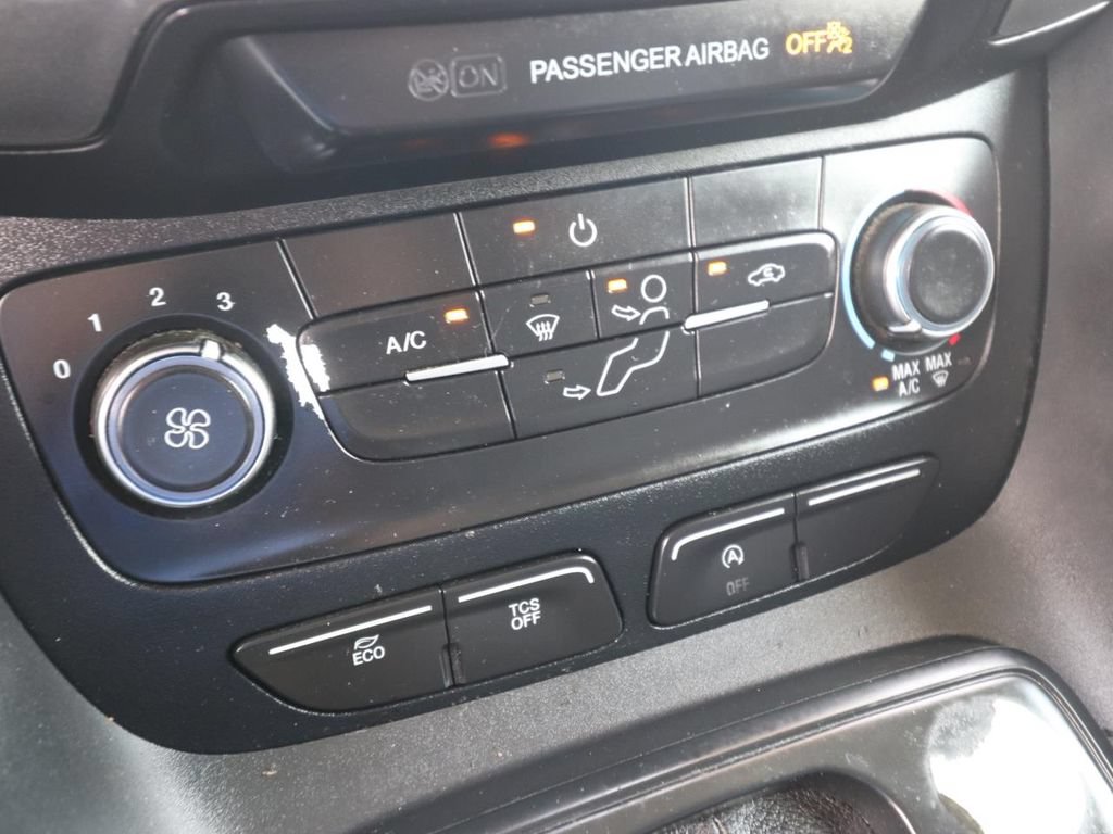 Certified 2022 Ford Transit Connect XL FWD image 19