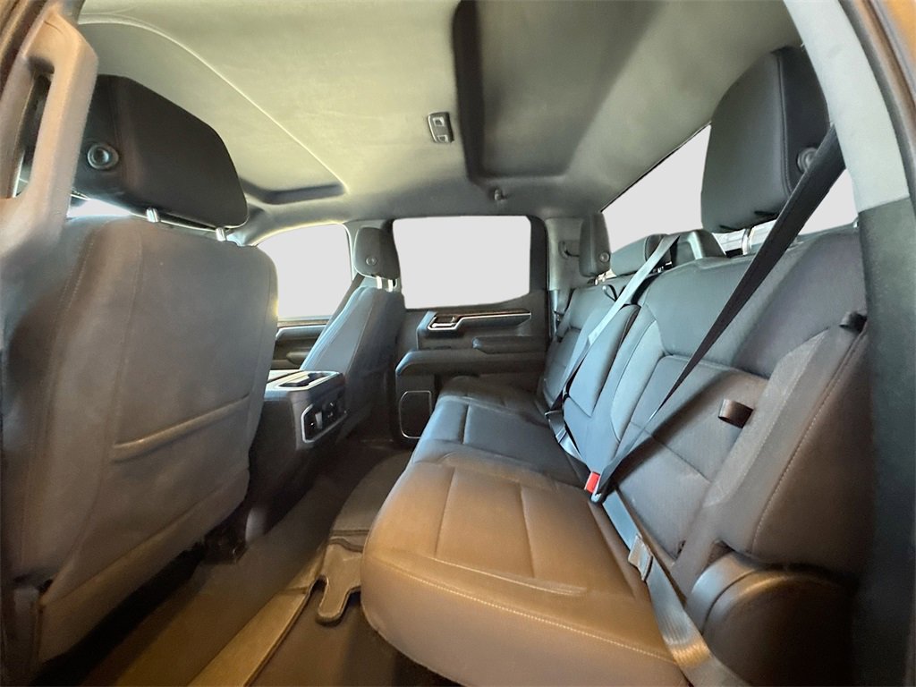 Used 2025 GMC Sierra 1500 Elevation image 24