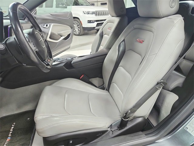 Used 2018 Chevrolet Camaro SS image 19