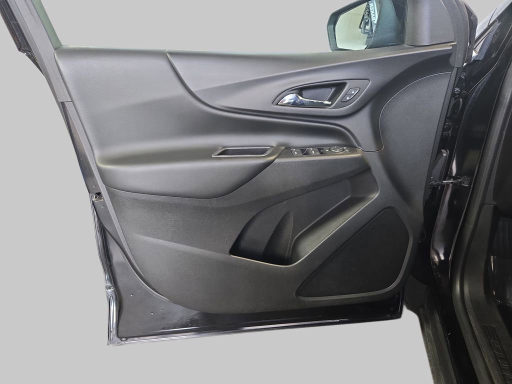 Used 2019 Chevrolet Equinox LT FWD image 28