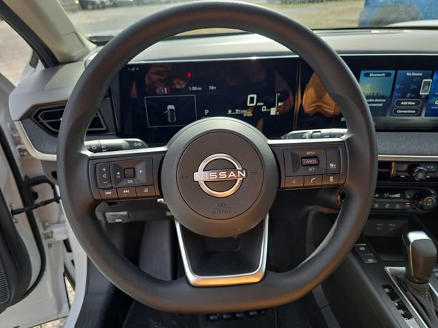 New 2026 Nissan Kicks SV w/ SV Premium Package FWD image 31
