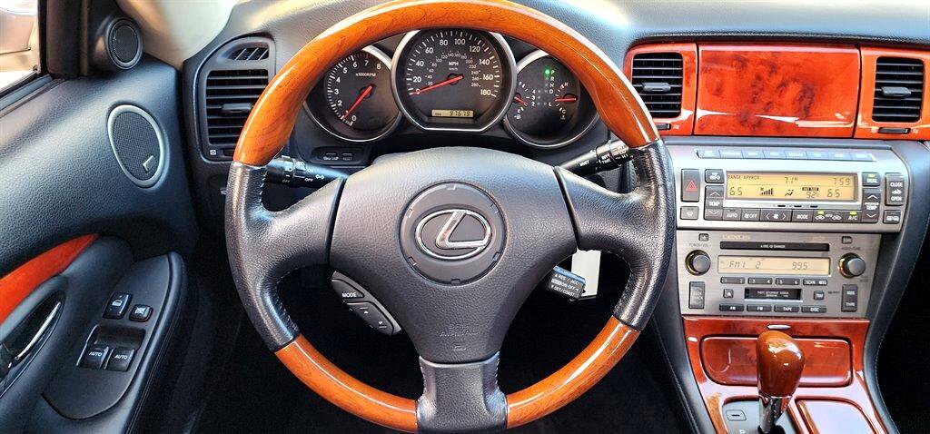 Used 2003 Lexus SC 430 Convertible image 24