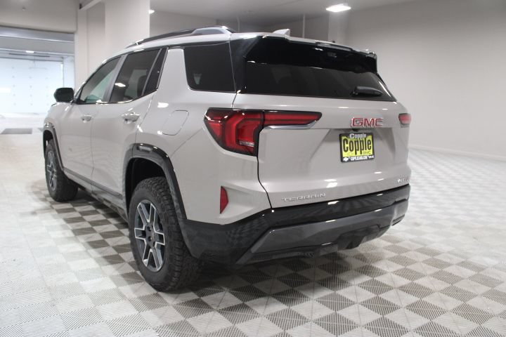 New 2026 GMC Terrain AT4 AWD/4WD image 9