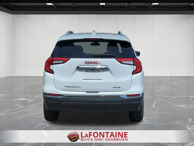 Used 2023 GMC Terrain SLT w/ LPO, Floor Liner Package AWD/4WD image 7
