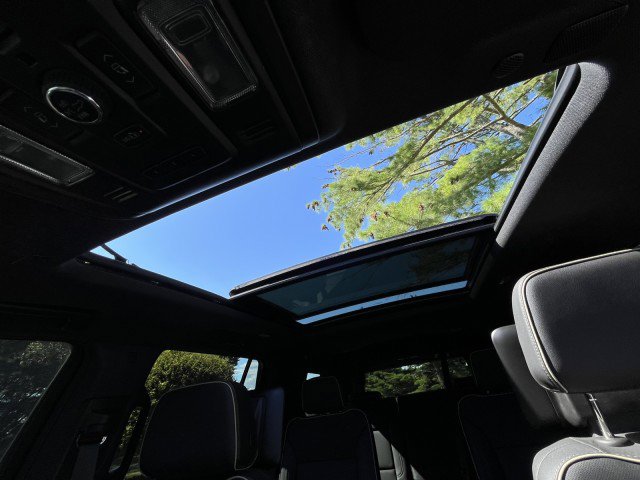 Certified 2024 Chevrolet Tahoe Premier w/ Advanced Technology Package image 27