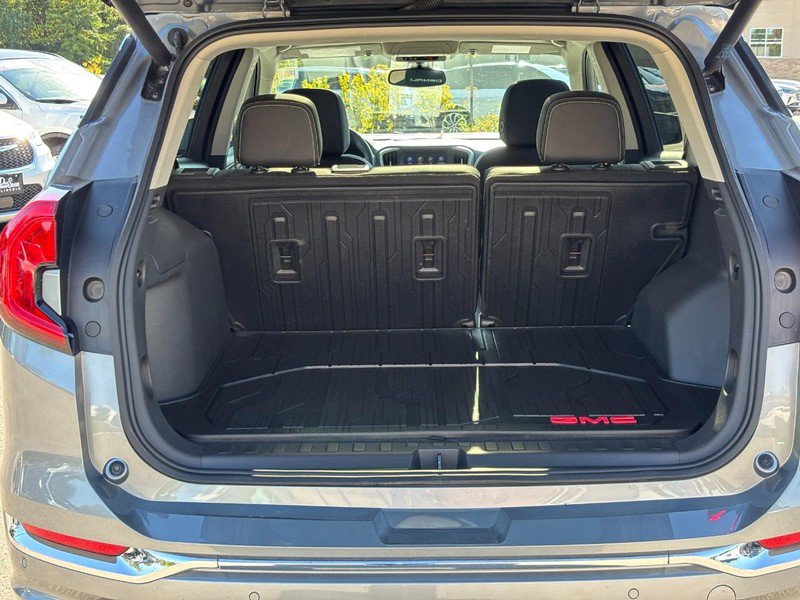 Used 2023 GMC Terrain Denali w/ LPO, Floor Liner Package AWD/4WD image 9