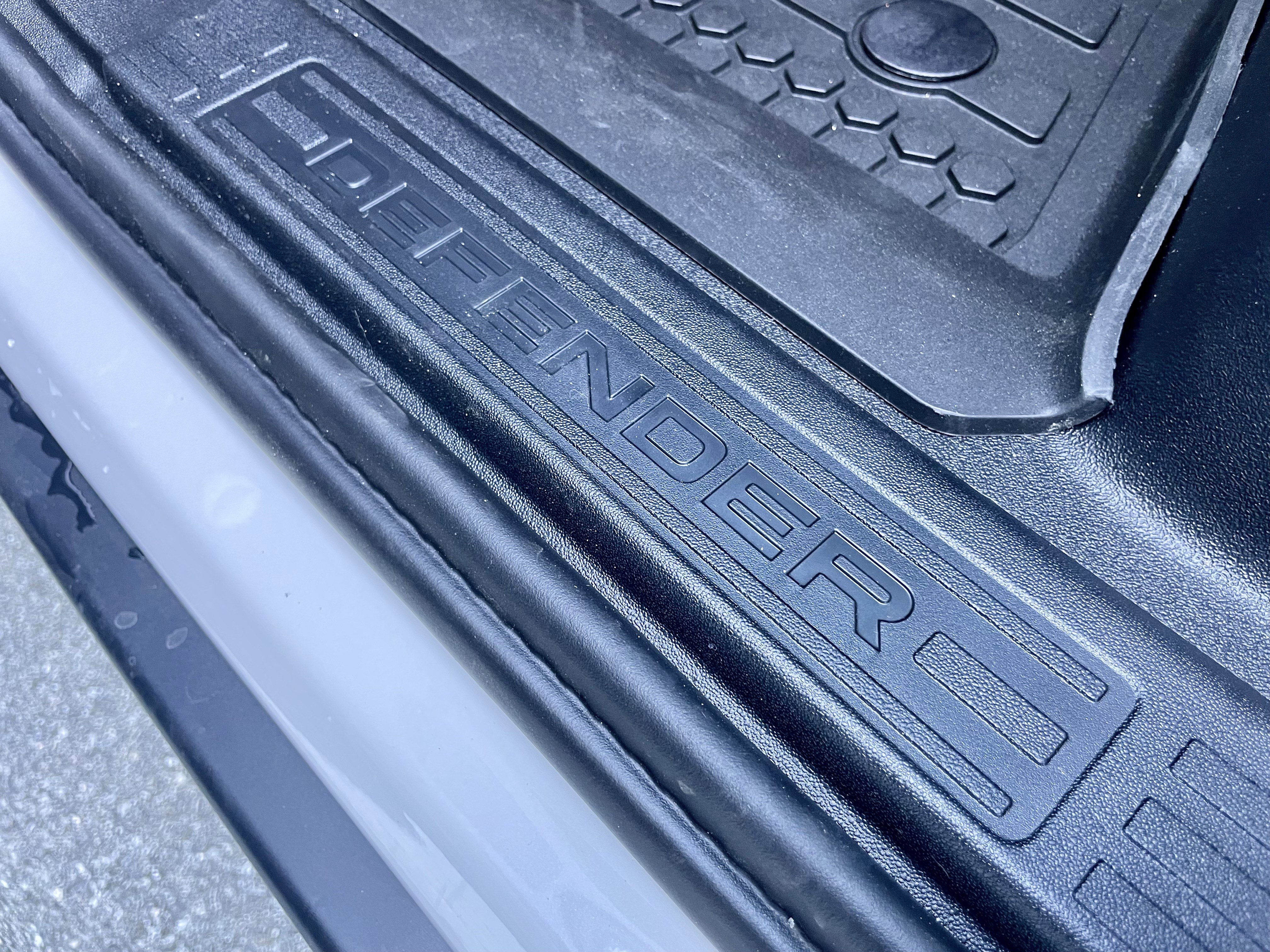 New 2026 Land Rover Defender 130 X-Dynamic SE image 42