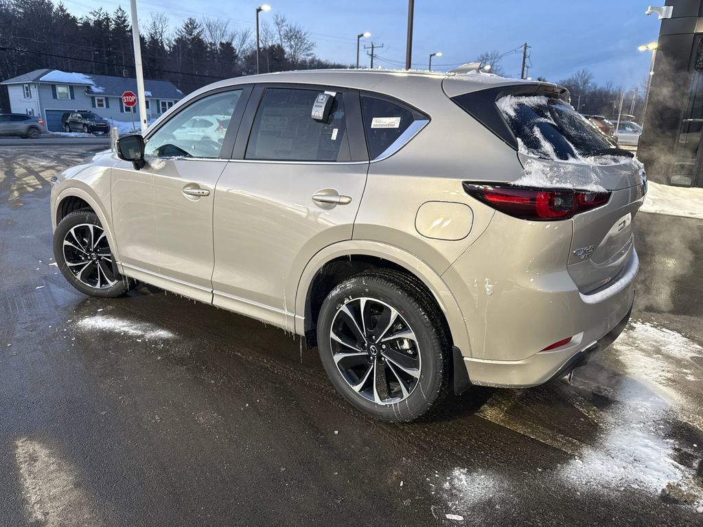 New 2025 MAZDA CX-5 AWD 2.5 S w/ Preferred Package image 3