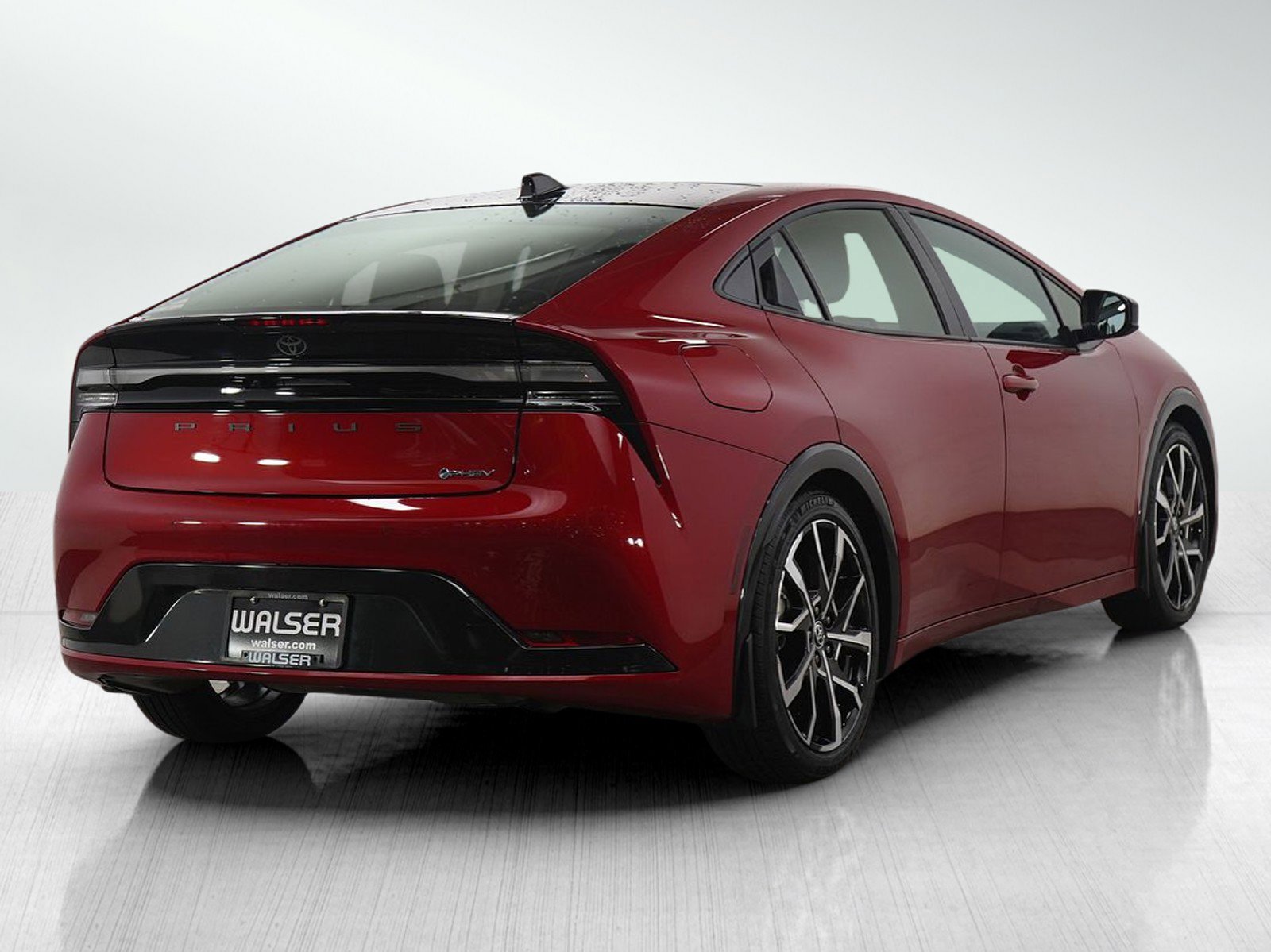 Used 2026 Toyota Prius Plug-In Hybrid image 7