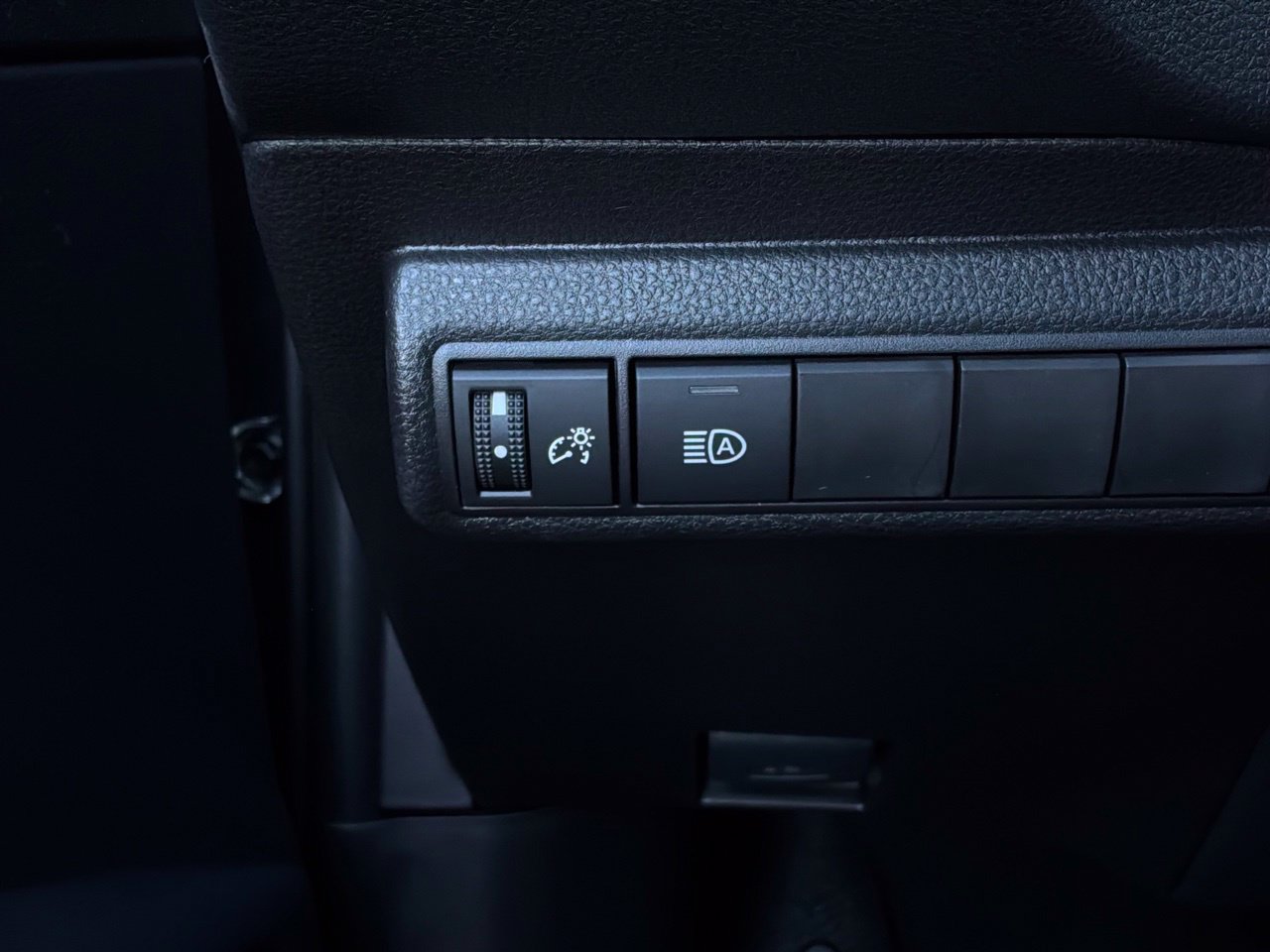New 2027 Toyota Corolla LE FWD image 20