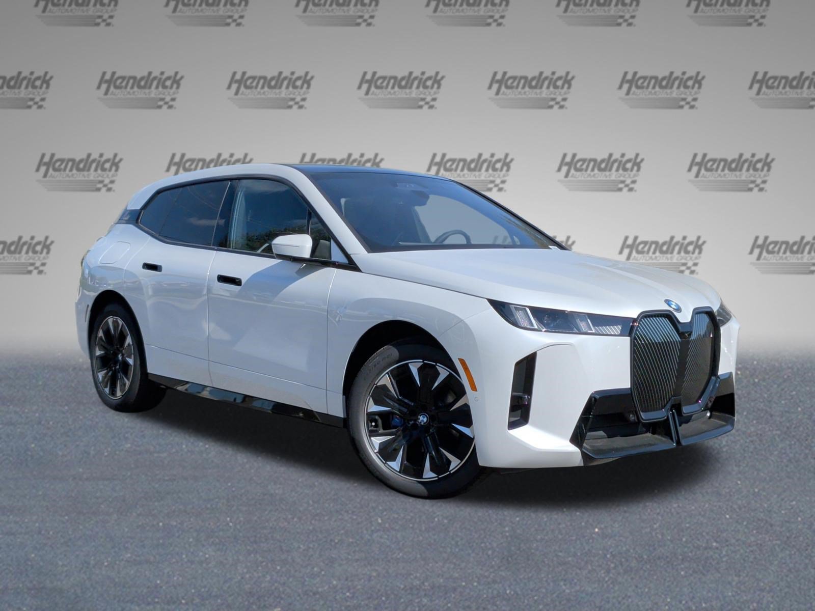 Used 2026 BMW iX xDrive45 w/ M Sport Package AWD/4WD image 2