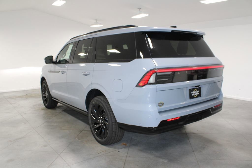 New 2025 Lincoln Navigator Reserve w/ Jet Appearance Package image 6