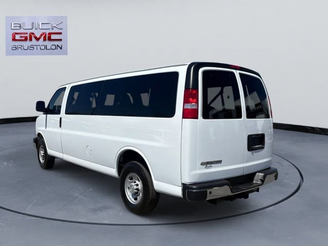 Used 2024 Chevrolet Express 3500 LS w/ Chrome Appearance Package RWD image 8
