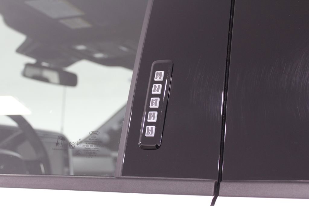 New 2026 Ford F250 Platinum image 21